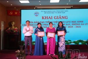 Điện Biên Launches New Vietnamese Course For Lao Students