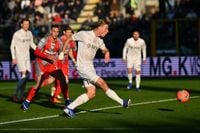 Serie A | Cremonese 0-2 Napoli: Hojlund happy ending to 2025