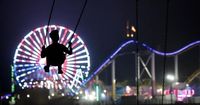 Once-booming Santa Monica faces a dire fiscal crisis. The surprising way it got there