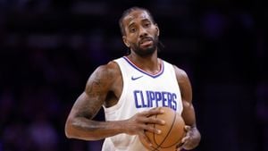 Clippers Surge To Fifth As Kawhi Leonard Shines