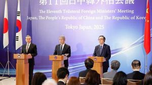 Japan, China, South Korea Meet To Strengthen Cooperation Amid Tensions