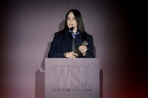 Billie Eilish Demands Billionaires Give Away Fortunes