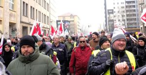 Berlin Public Sector Workers Launch Two-Day Mega-Strike