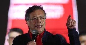 Trump Sanctions Colombian President Petro Amid Drug Trade Feud