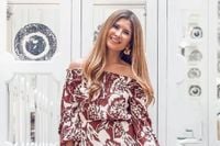 Muere el marido de la influencer Rebeca Labara en un accidente de tráfico en Barbastro; ella y su bebé están ingresados