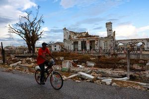 Hurricane Melissa Devastates Jamaica Sparking Global Response