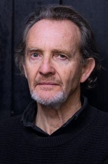 Anton Lesser