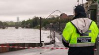 Unwetter in Italien: Mindestens drei Tote – Wassermassen reißen Auto mit - WELT