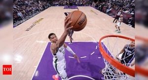 Suns Edge Bucks 108-106 In Thrilling Showdown