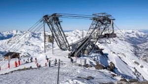 Cable Car Incident Injures Eight Workers At French Ski Resort