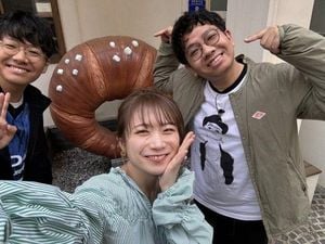 Manatsu Akimoto Shares Heartwarming Korean Adventure