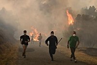 Spain deploys 500 more soldiers as wildfires rage across Europe