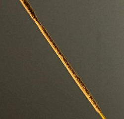 Işık hızına yakın hızda batıya doğru giden bir cisim boyu kısalır ve bu boy kısalması nereye kadar gider yok olmaya kadar mı?