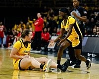 Iowa women overcome Taylor McCabe injury to crush Ohio State 91-70 at Carver-Hawkeye Arena - Hawk Fanatic