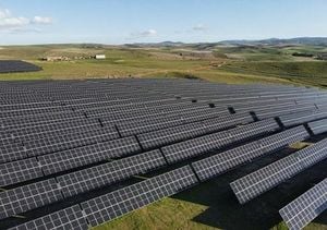 Q ENERGY Expands Green Energy Initiatives With Major Solar Projects