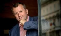 Którym spółkom pomogą niższe stopy procentowe? Ekspert o sytuacji na GPW
