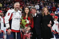 Wayne Gretzky cheers as Alex Ovechkin breaks his goals record: ‘I felt like I scored’