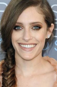 Carly Chaikin