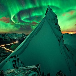  In Green Company: Aurora over Norway 
