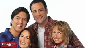 Everybody Loves Raymond Cast Reunites For 30th Anniversary