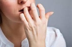 Bazı insanlar neden tırnaklarını yer?