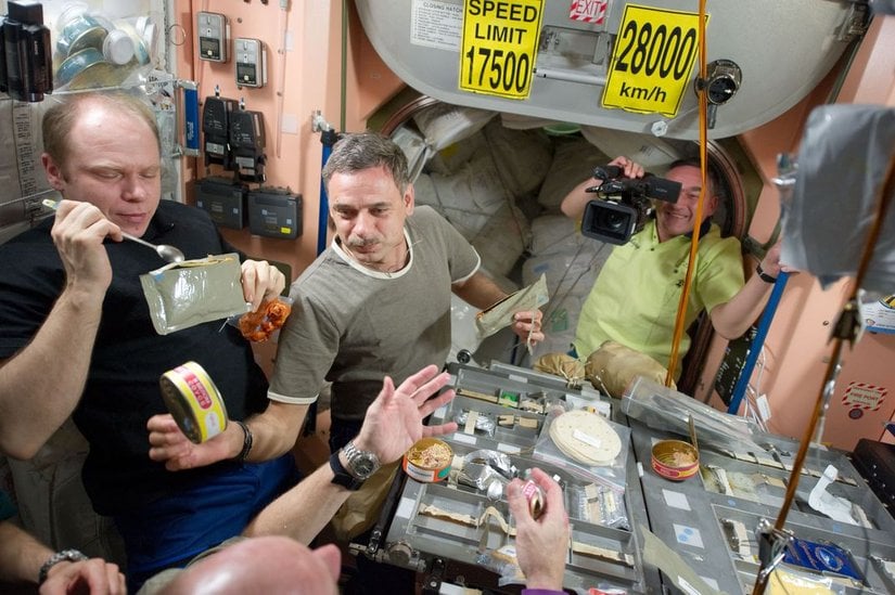 Uluslararası Uzay İstasyonu Günlük hayat