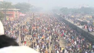 Tens Of Thousands Gather For Biswa Ijtema 2025