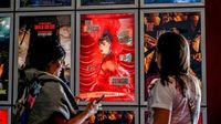 Swifties flock to movie theaters for ‘Taylor Swift: The Official Release Party of a Showgirl’ | CNN Business
