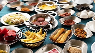 Depresyondayken Kendinizi Yemeğe Veriyorsanız, En Azından Gündüz Yemeyi Tercih Edin!