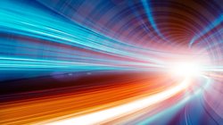 Neden ışık hızını geçebilmemiz için sonsuz kütleye yani enerjiye ihtiyacımız var belli bir miktar enerji yetmiyor mu?