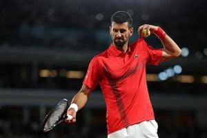 Djokovic Overcomes Zverev To Reach French Open Semi Finals