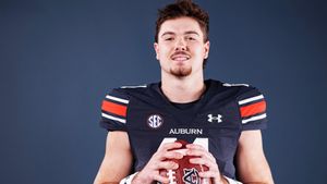 Auburn Tigers Secure Quarterback Ashton Daniels From Transfer Portal