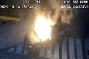Guayaquil Truck Explosion Sparks Terrorism Probe And Fears
