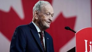 Jean Chrétien Urges Trump To Stop Hostilities