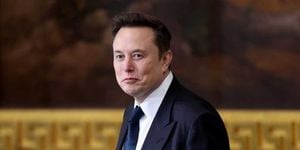 Elon Musk Battles For Tesla Pay As Court Decides