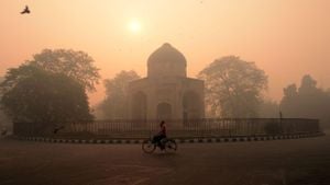 Delhi Suffers Severe Smog Amid Diwali Celebrations