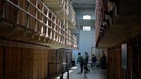 Trump says he wants to reopen and expand infamous Alcatraz prison
