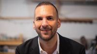 Shoplifting is justified says Green Party's new leader Zack Polanski