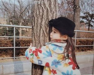 Park Eun-bin Shares Childhood Photo Celebrating Innocence
