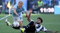 USMNT’s Weston McKennie delivers brilliant assist, but Pierre Kalulu's red card costs Juventus as Lazio snatches late equalizer | Goal.com Australia