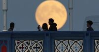Photos of October's supermoon: A stunning start to a trio of celestial events