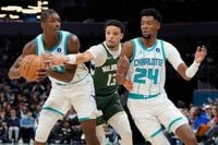 Portis, Antetokounmpo lead Bucks past Hornets 123-113 for first back-to-back wins since October