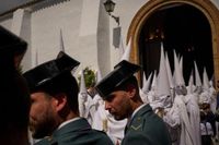 AP PHOTOS: Christians celebrate Palm Sunday