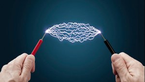 Hangisi Öldürür: Akım mı, Voltaj mı? Bunlar Bizi Nasıl ve Neden Öldürüyor?