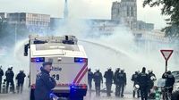 Police fire tear gas at Brussels protest against austerity measures
