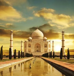 Tac Mahal ve Kızıl Kale Timur' un Soyundan Gelenler Tarafından Yaptırılmış