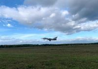 Опубликованы кадры посадки Су-34 ВКС России на «брюхо» в зоне спецоперации