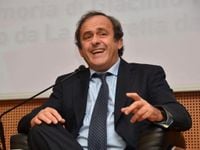 Accuse di frode: Platini e Blatter assolti in appello