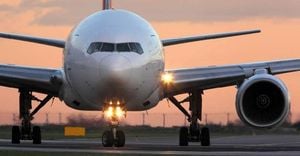 Airlines Suspend Flights Amid Rising India-Pakistan Tensions