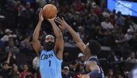 Clippers use big 2nd half to race past Grizzlies for 5th straight win